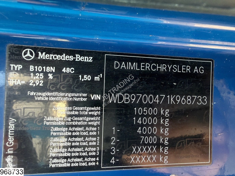 شاحنة Mercedes 1018 MBB
