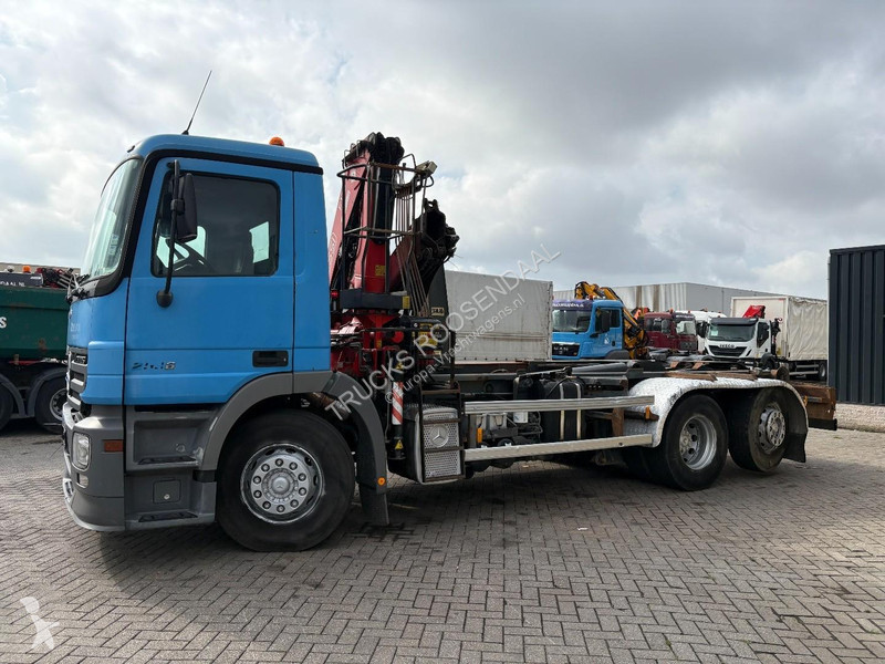 Camião Mercedes 2536 + FASSI F130 A - 2X EXT. +...