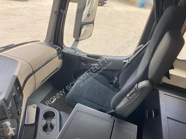 Camion Mercedes Arocs 3348 AK 6x6 Arocs 3348 AK...