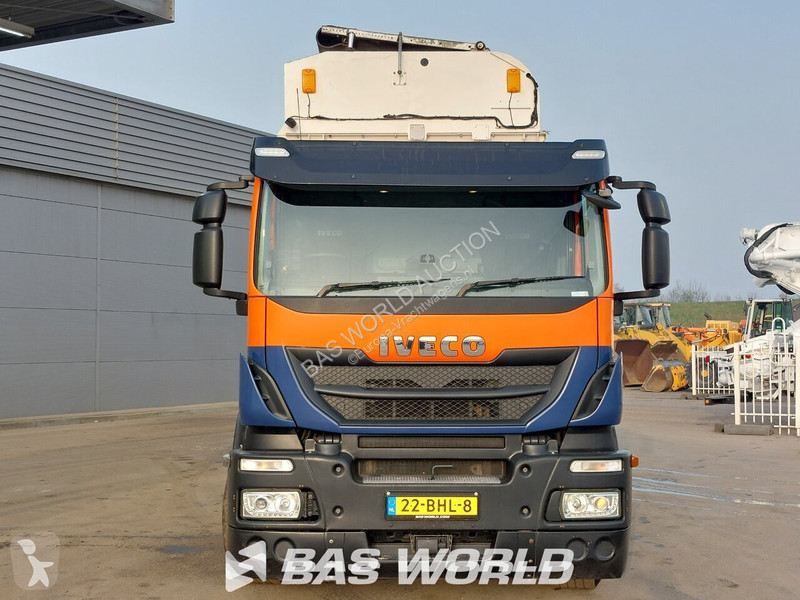 Camion Iveco 330