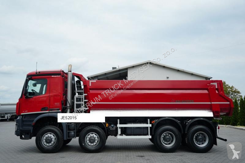 Vrachtwagen Mercedes 4145