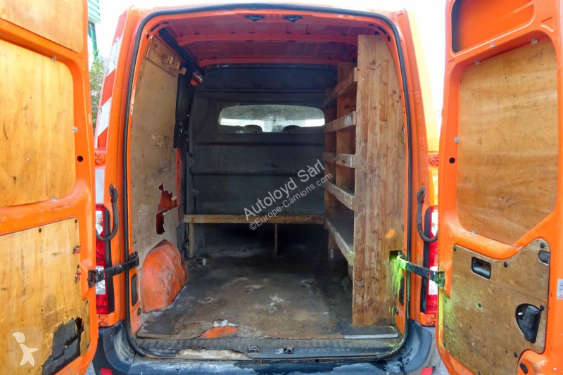 Véhicule utilitaire Renault MASTER 2,3 DCI 100...