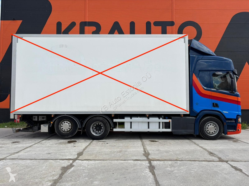Vrachtwagen Scania R520 6x2*4 BOX =7340 mm