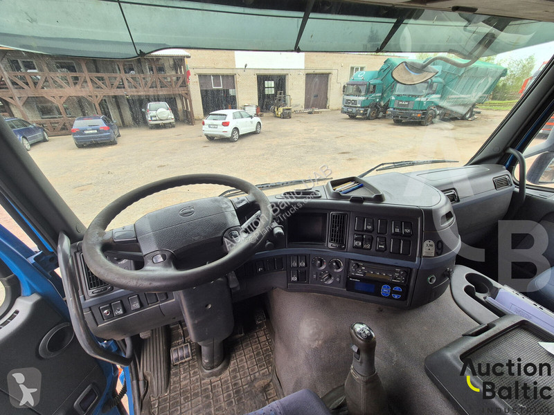 Kamion Volvo FM360