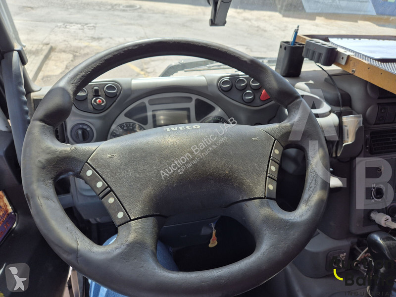 Camion Iveco AD260T35
