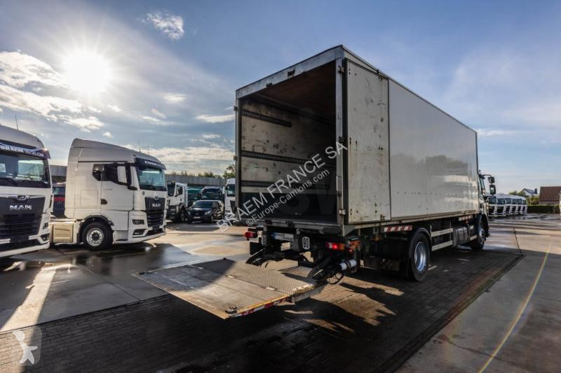 Camión Renault  PREMIUM 340 DXI // HAYON...