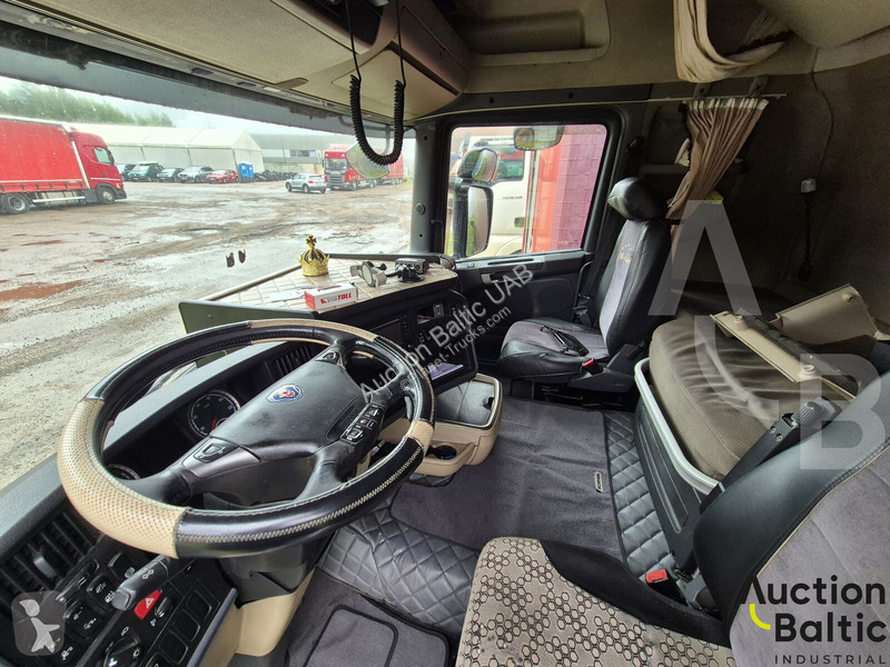 Camion Scania 410