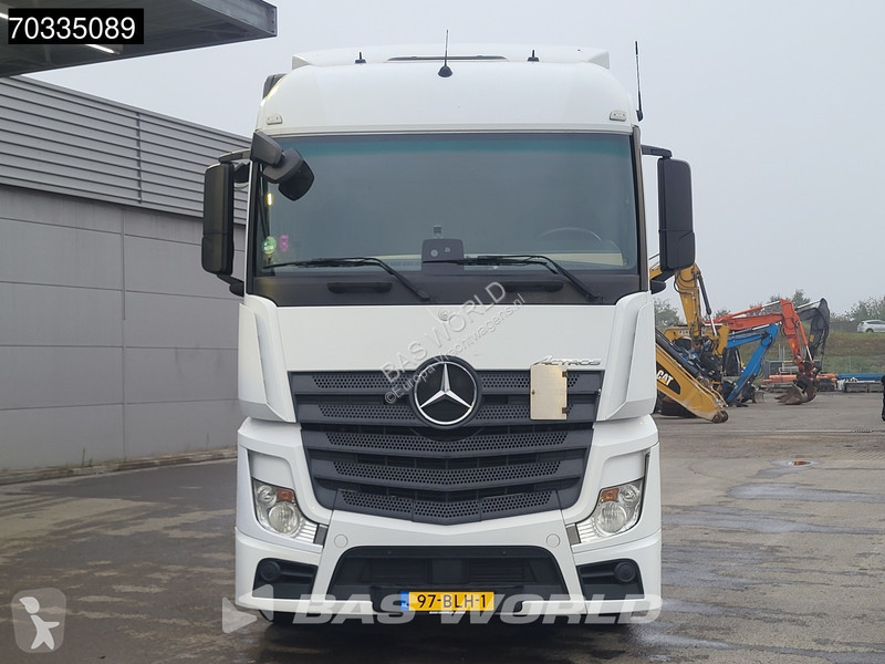 Camion Mercedes 2642 6X2 Machine transporter...