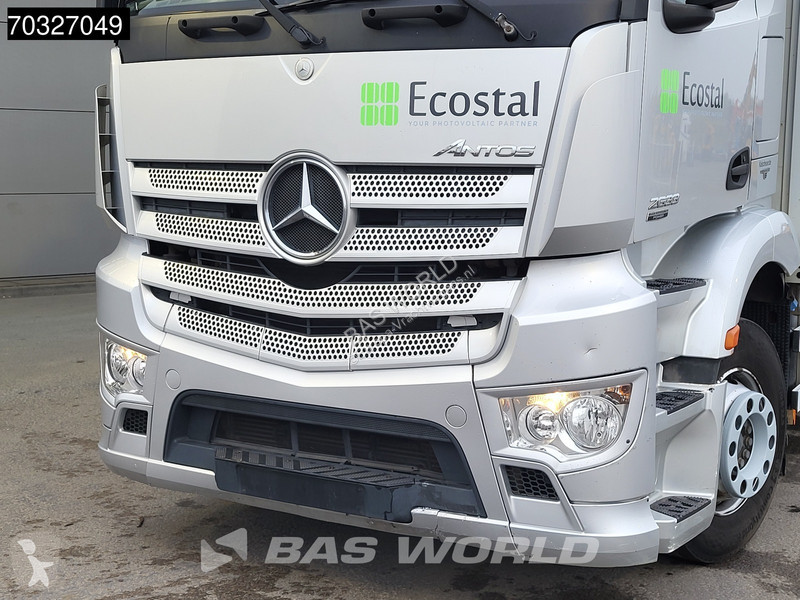 Camión Mercedes 2633 6X2 Curtainsides 2500kg...