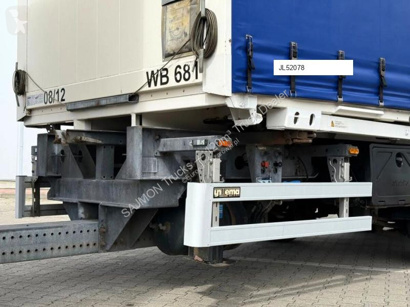 Vrachtwagen MAN TGX / ZESTAW BDF / KONTENERY KRONE