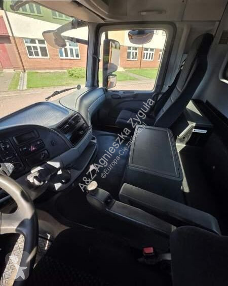 Vrachtwagen Mercedes PK13001-K