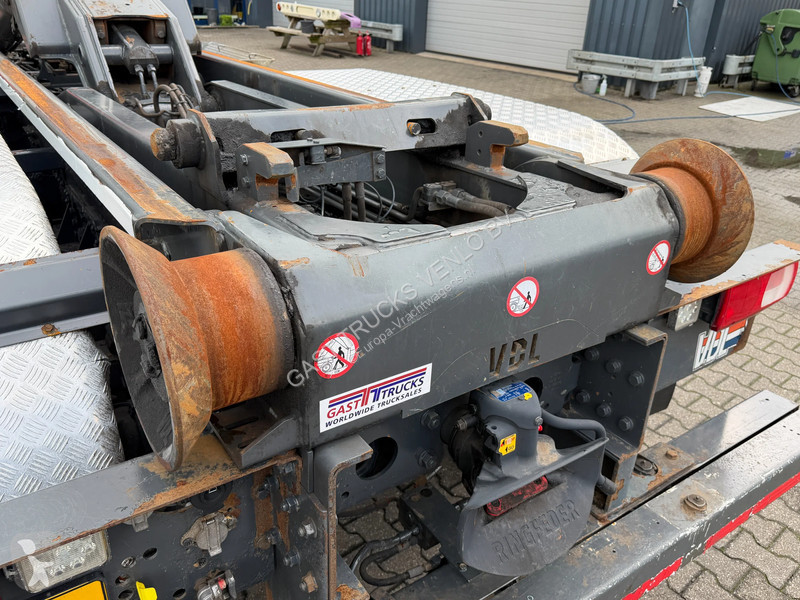 Vrachtwagen DAF 430 6x2 VDL 25T Haakarm *332...