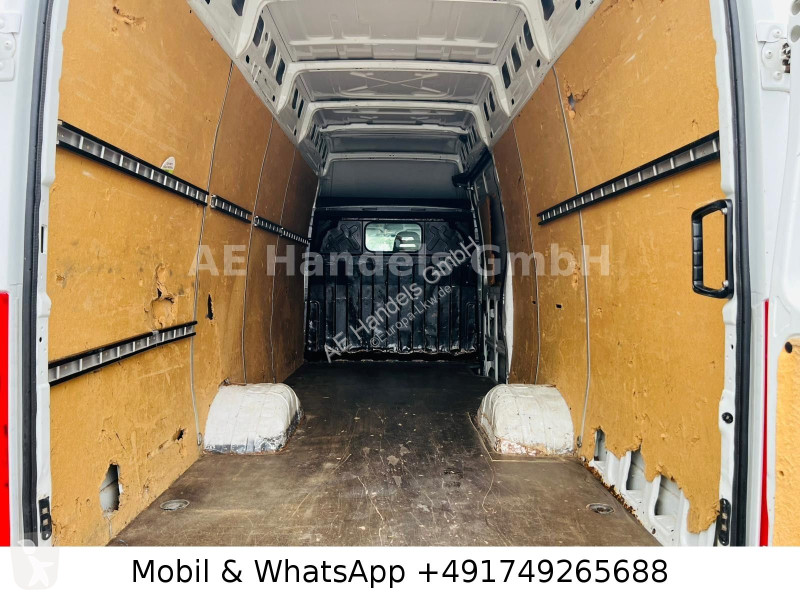 Vrachtwagen Iveco Maxi...