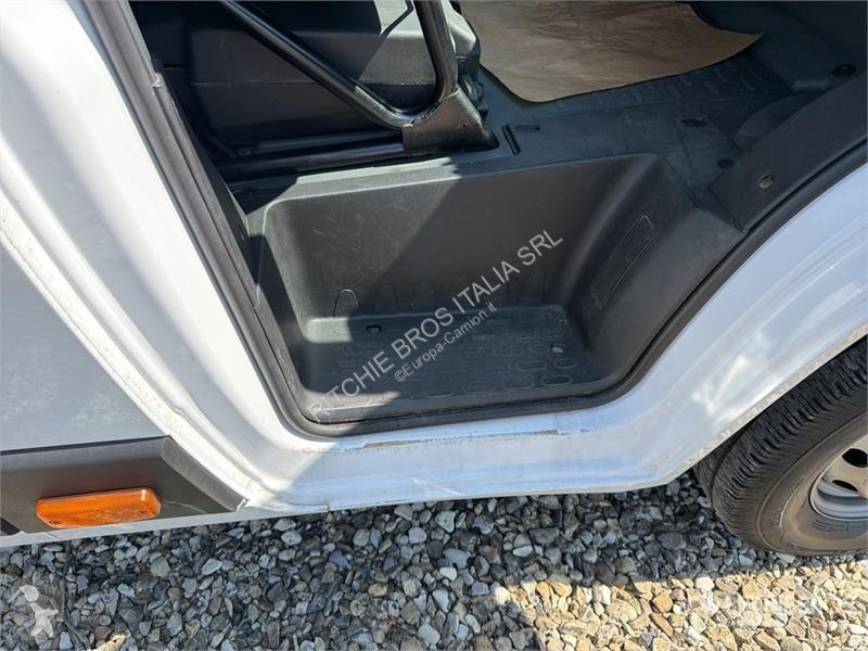 Kamion Opel 2.2 Crew Cab 103 KW DOKA PR L3...