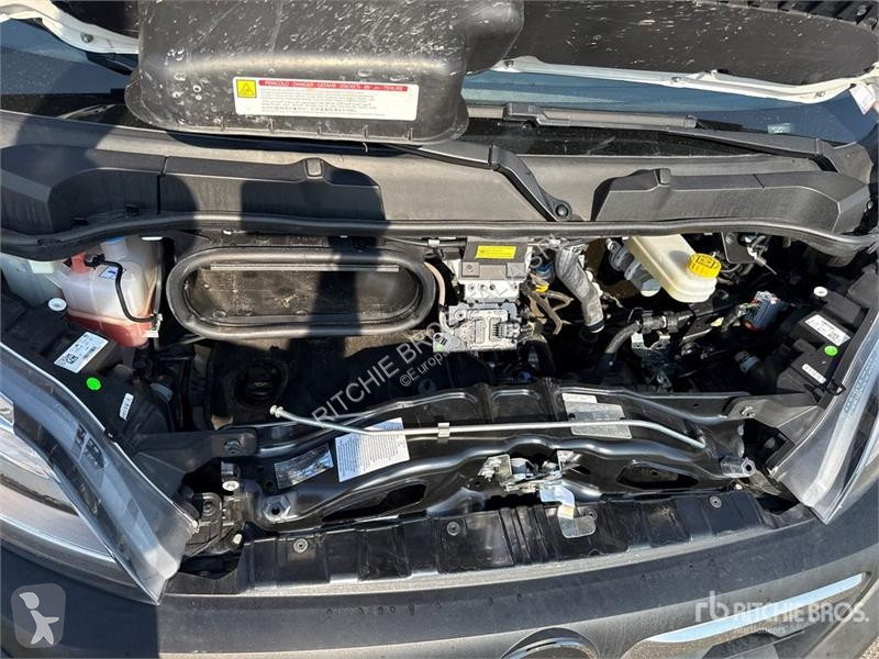 Camión Opel 2.2 103 KW DOKA PR L3