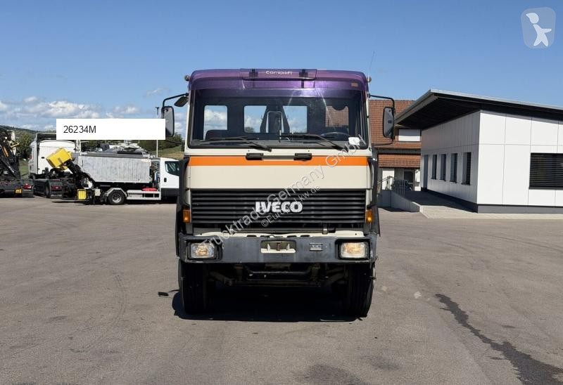 Camión Iveco 676 300-30 AH