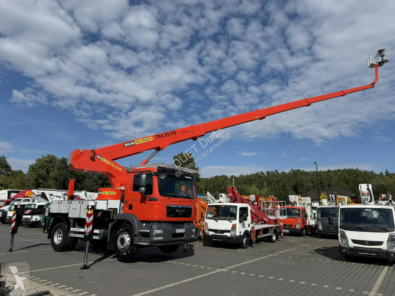 Kamion MAN TGM 18.340 Zwyżka BISON Palfinger 35...