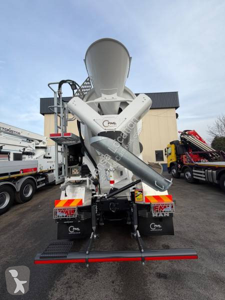 MAN 32.440 concrete