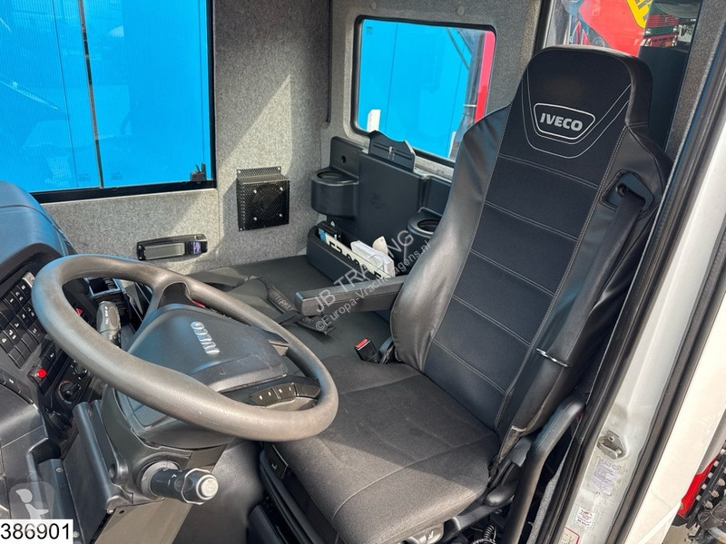 Camión Iveco 360 6x2, EURO 6, Palfinger, Remote