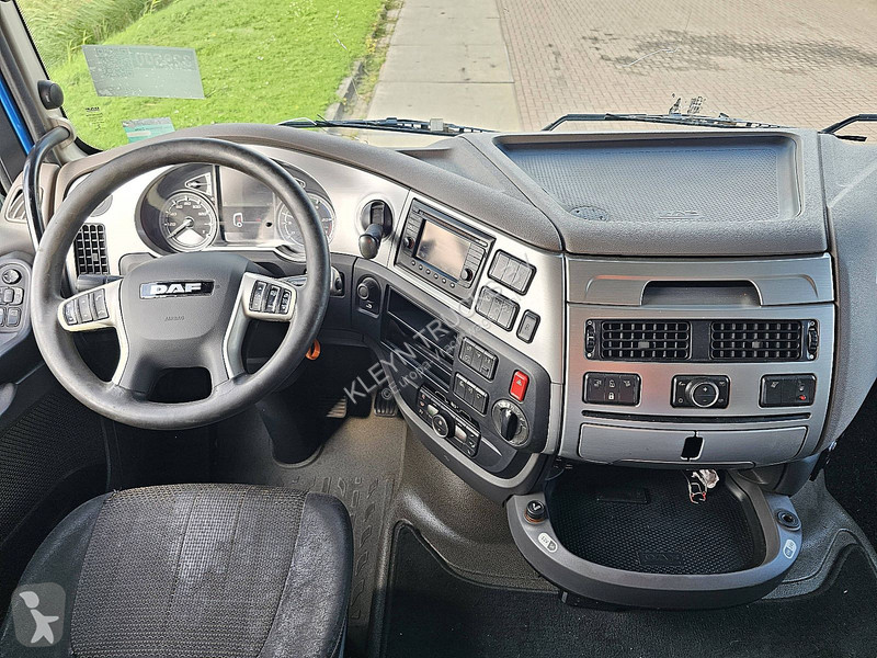 Вантажівка DAF 480 FAR