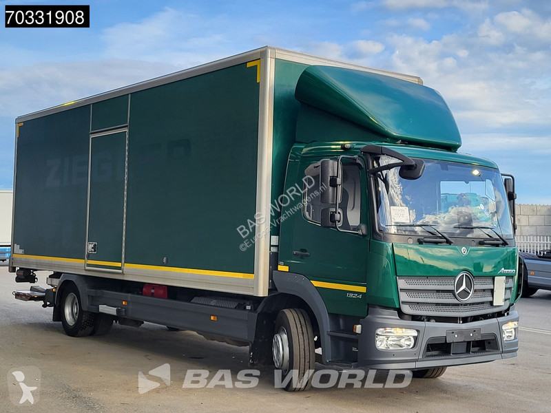 Camión Mercedes 1324 4X2 13tonner 1500kg...