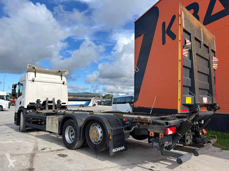 Camión Scania P 500 6x2*4 9 TON FRONT AXE /...