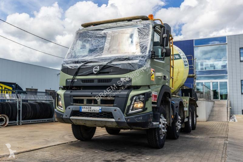 Camión Volvo FMX 410+LIEBHERR