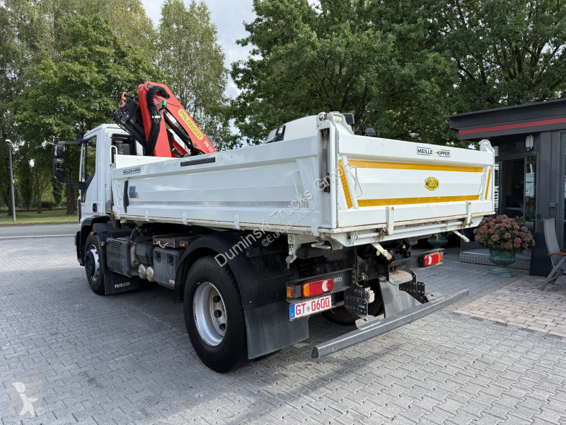 Camión Iveco EuroCargo 180-320 Kipper mit Kran...