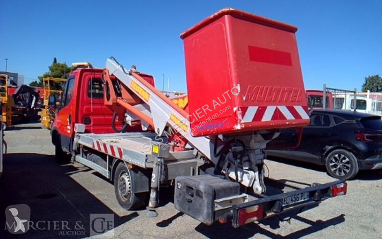 Kamion Iveco 35C12