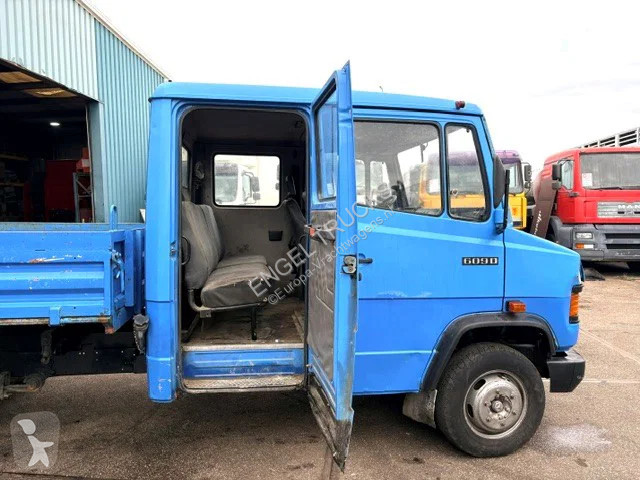 Camión Mercedes DK CREWCAB 4x2 3-WAY MEILLER...