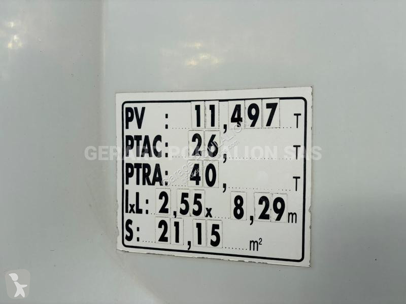 Vrachtwagen Renault 6X2 essieu relevable...