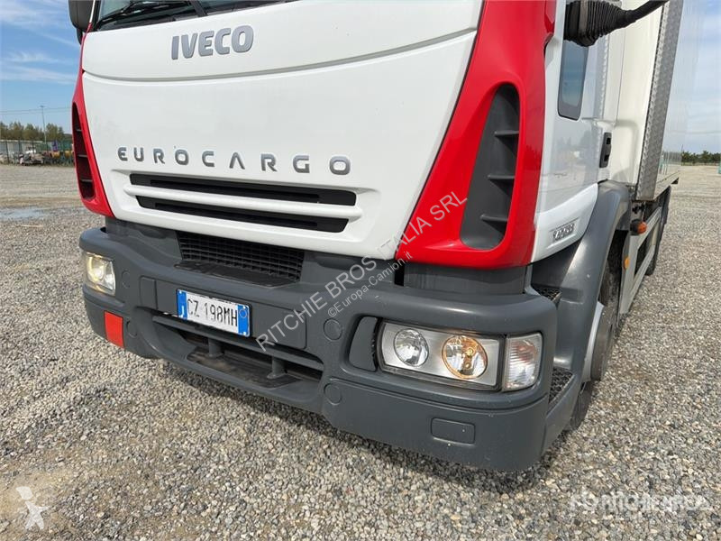 Kamion Iveco 140E28 4x2 Refrigerated Truck