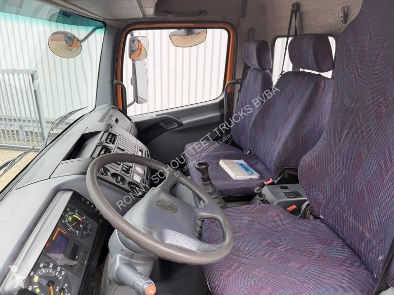Kamion Mercedes Atego 1823 AK 4x4 Atego 1823 AK...