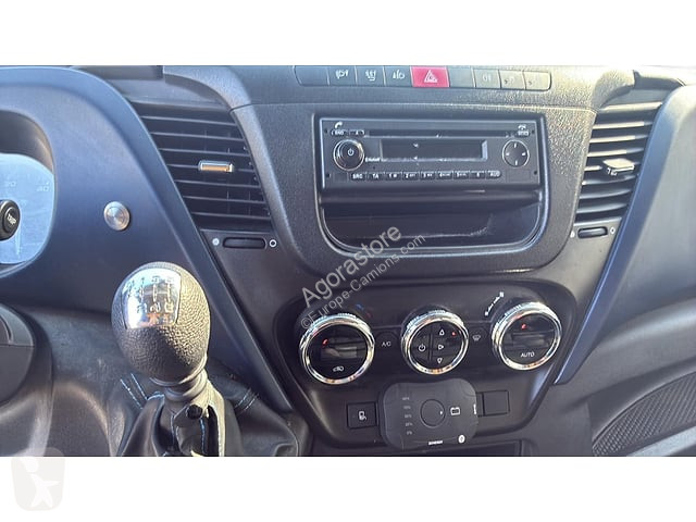 Kamion Iveco DAILY 35S14N HAYON