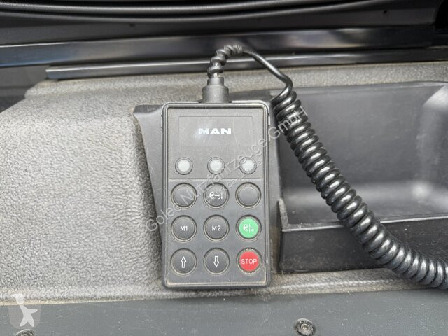Kamion MAN TGX 26.470 Euro 6 Abrollkipper mit...
