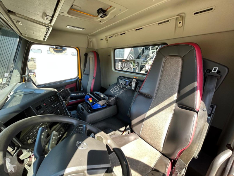 Volvo 420 truck