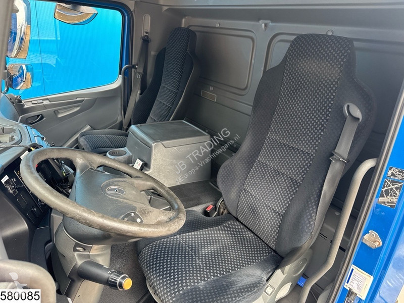 Kamion Mercedes 1824 EURO 5, ADR, 13.500 L, 2 Comp