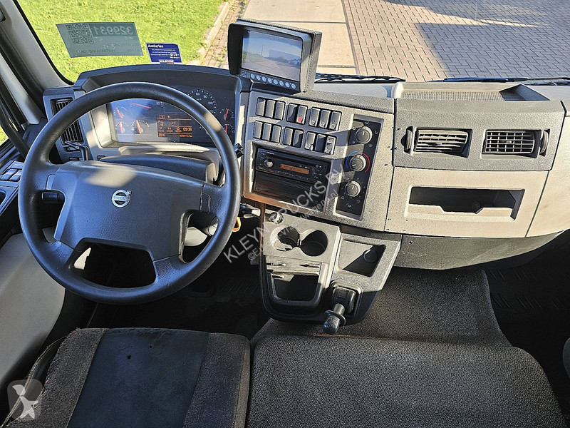 Camión Volvo 25012