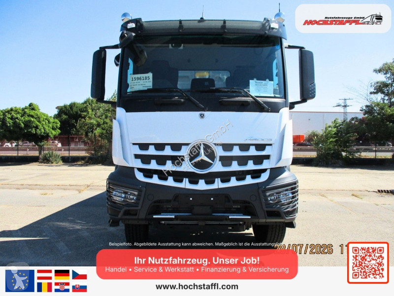 Teherautó Mercedes AROCS 3246 K 8x4