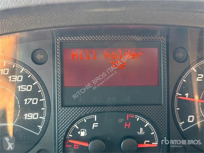 Camión Peugeot 335 L2H2 2.0 BLUEHDI 130CV Van...