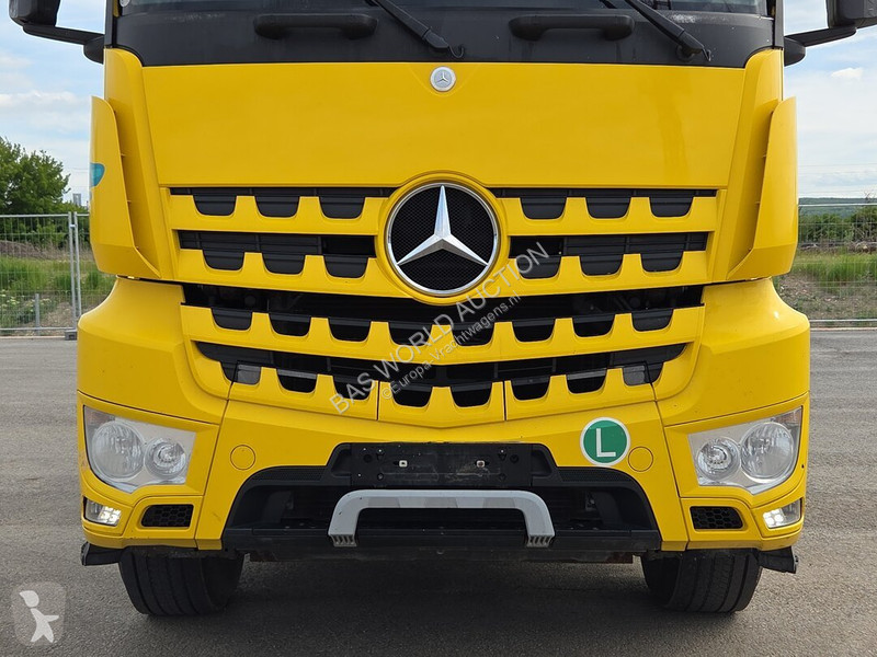 Camión Mercedes 3248