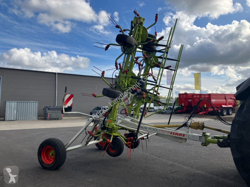 Henificación Claas  Volto 1100 T