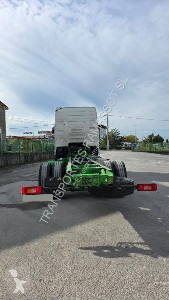 شاحنة Volvo 540 – Porteur châssis-cabine –...