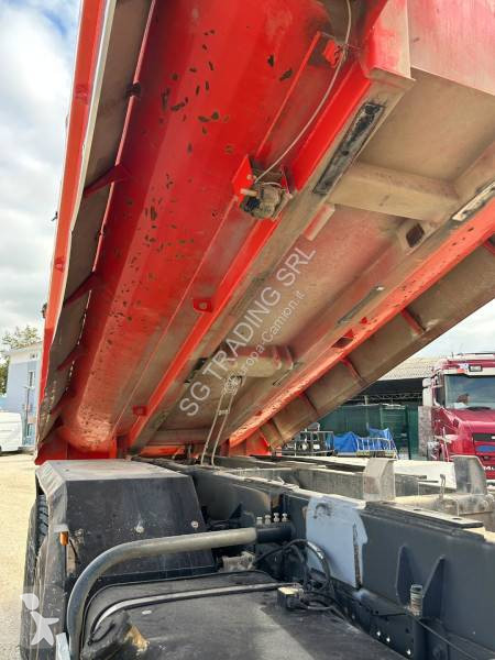 Camión Iveco 410