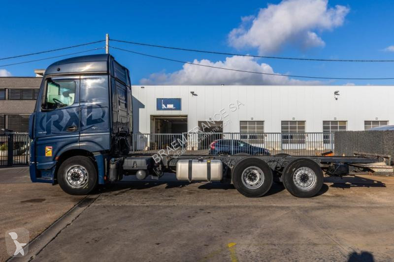Teherautó Mercedes  ACTROS 2548