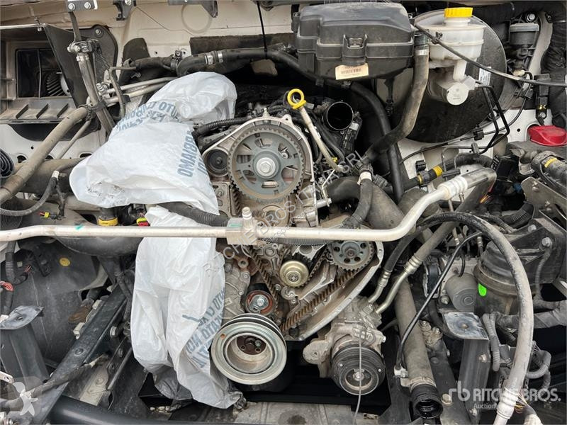 Camion Iveco 35-120 Dump Truck (Inoperable)