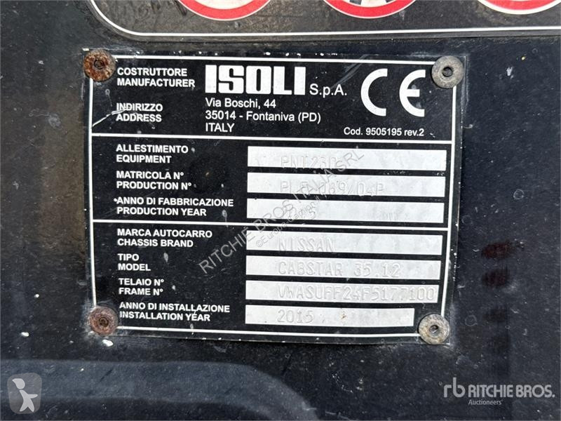 Lastbil Nissan Isoli PNT 230 20.5 m on Nissan...