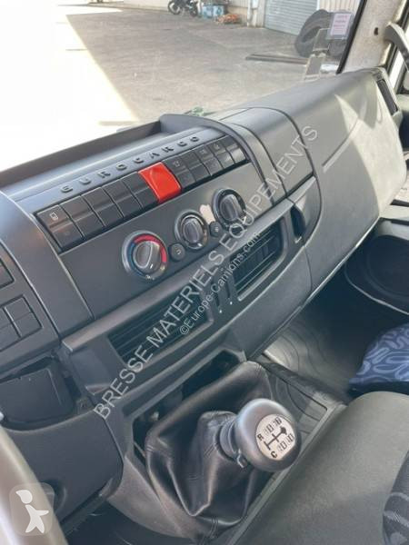 Camião Iveco 120 E 25