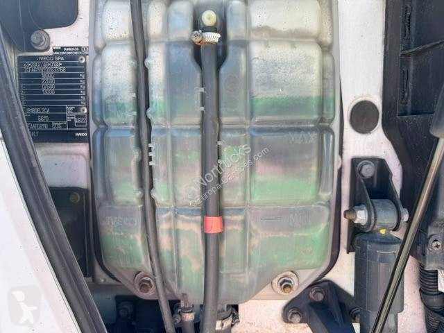 Camion Iveco 180E32
