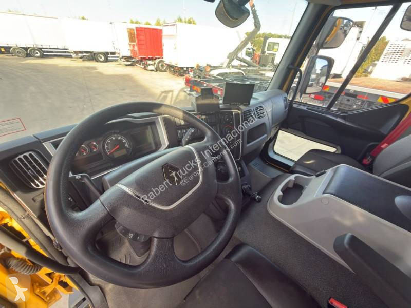 Грузовик Renault 16.240